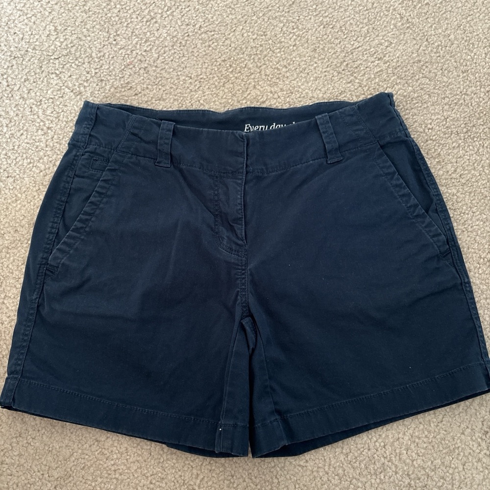Vineyard Vines Navy Women's Shorts